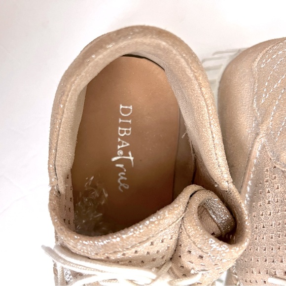 DIBA True Poker Hand Sneakers Metallic Rose Gold Perforated Leather 9 - Picture 8 of 12